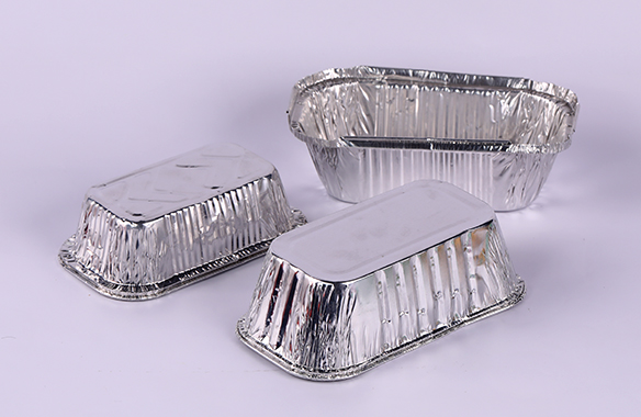 Rectangular aluminium foil box